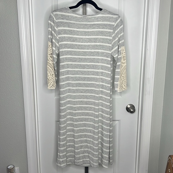 NEW Soft Surroundings T-Shirt Lace Sleeve Dress NWOT - Picture 5 of 6